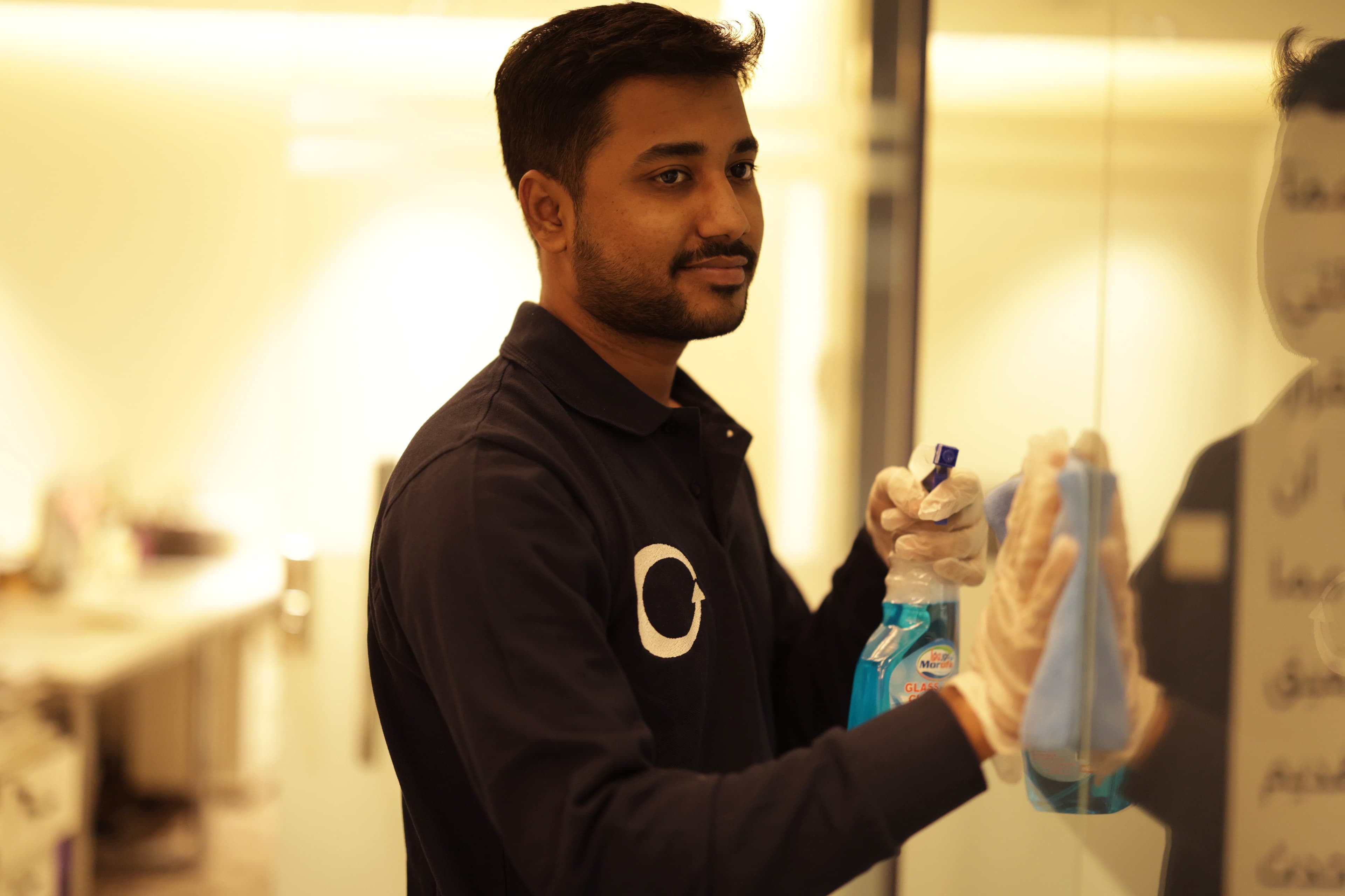 قطاع الشركات والمؤسسات